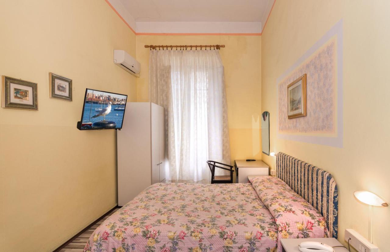 Hotel Stella Del Mare เวียเรจโจ ภายนอก รูปภาพ