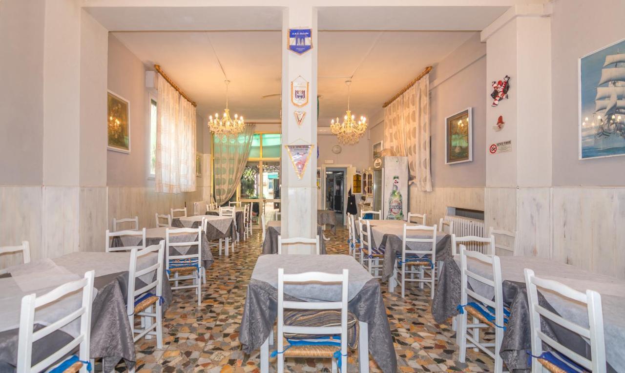 Hotel Stella Del Mare เวียเรจโจ ภายนอก รูปภาพ